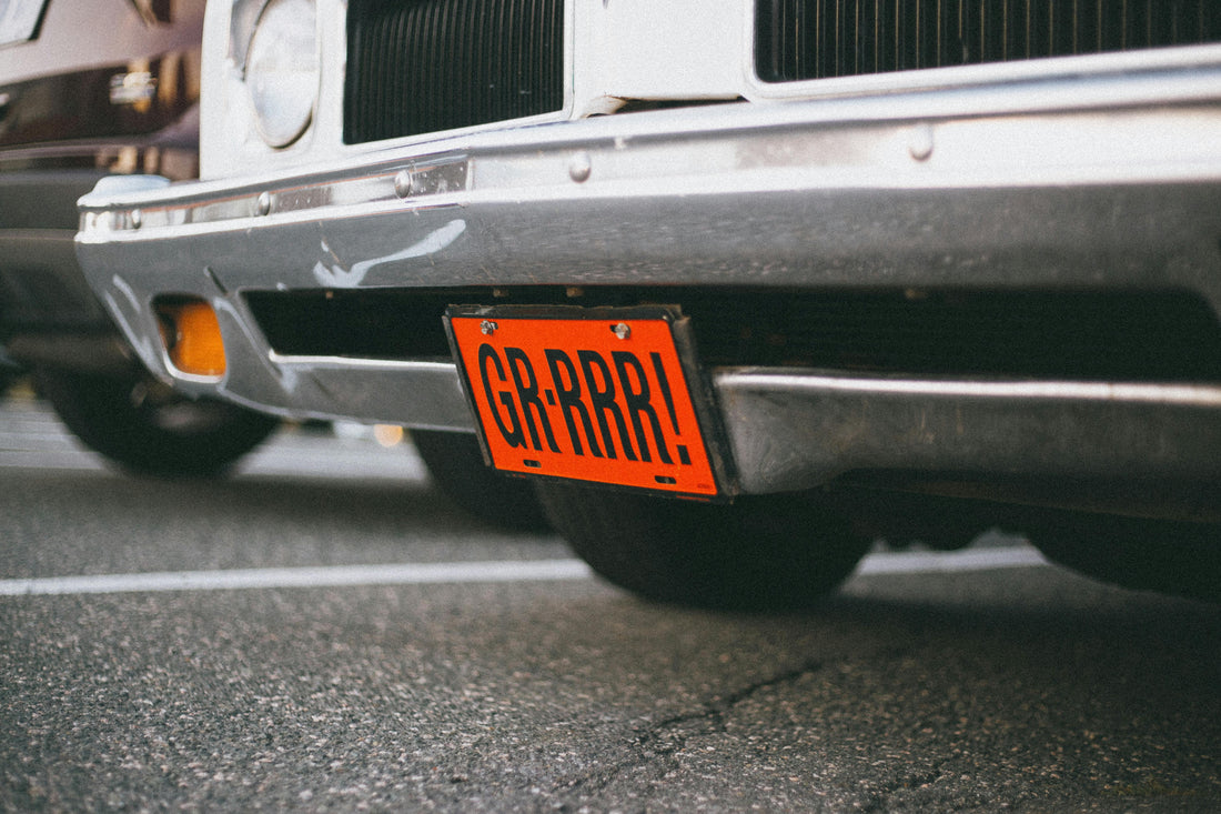 5 Reasons Why You Need a License Plate Frame